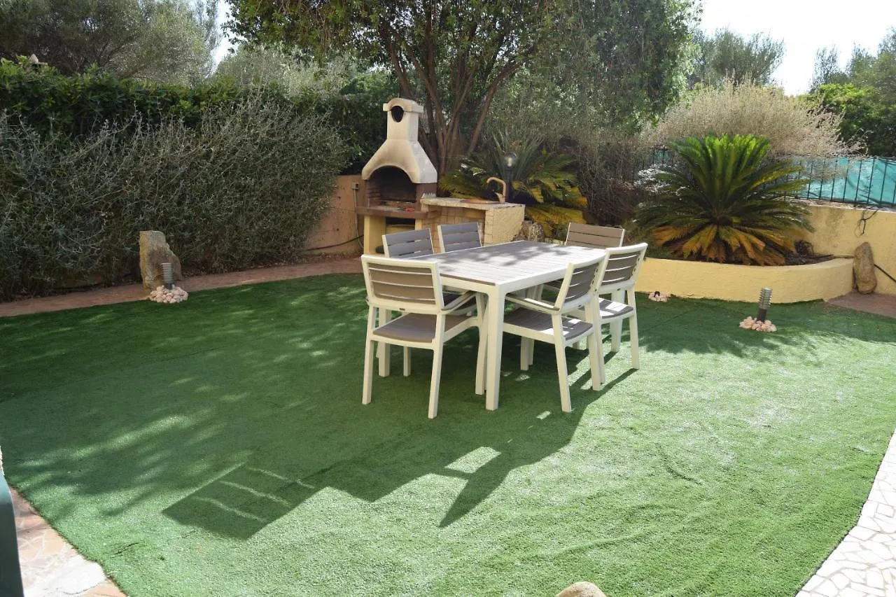Il Mare Di Olbia Holiday Apartment 0*,